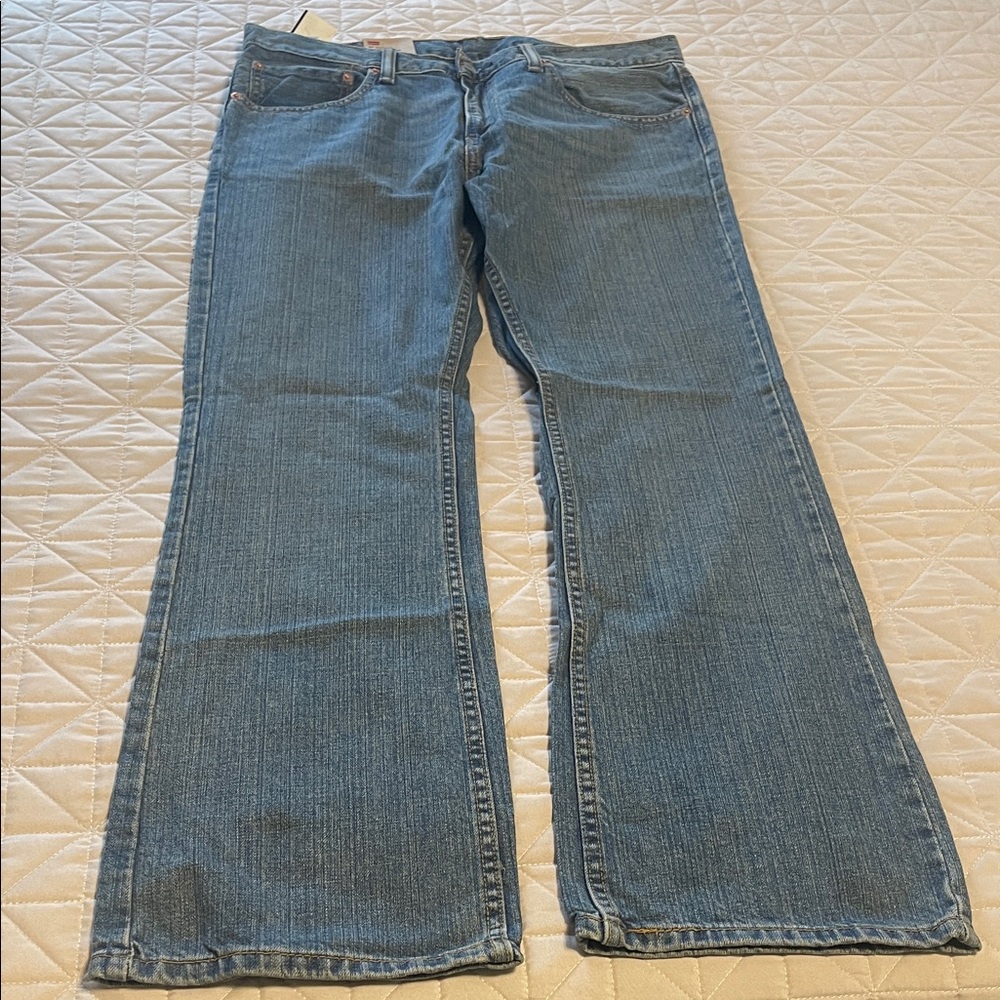 Levi's Relaxed Fit Blue Jeans for Men